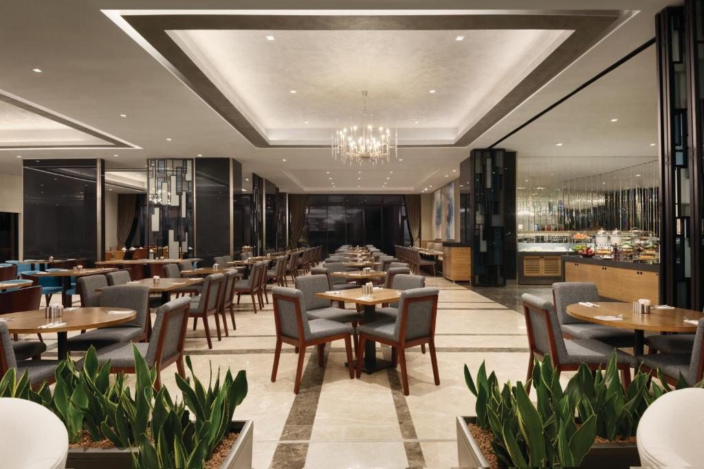 Нова Година 2027 в Истанбул - хотел TRYP by Wyndham 5* със собствен транспорт, 3 нощувки